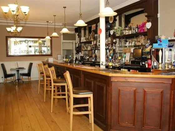 Kings Arms Hotel - Bar