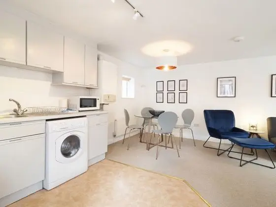 Kings Corner- Townhouse in the city - Oda Düzeni