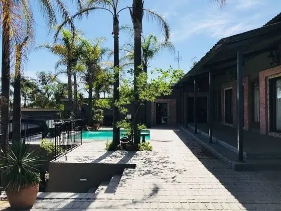 Kings Hotel and Gallery - Havuz