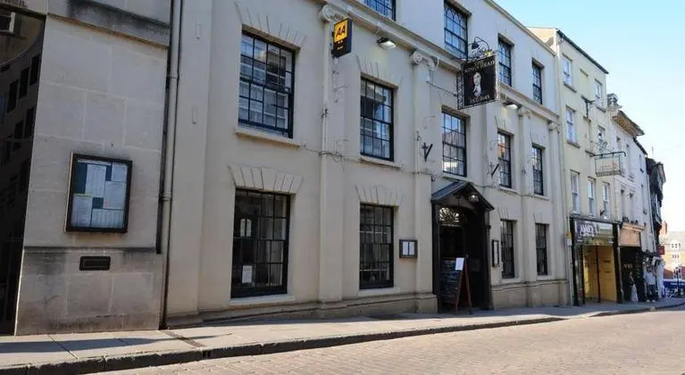 The Kings Head Hotel
