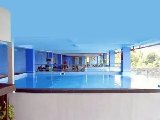 King's Hotel Nagoya Batam - Havuz
