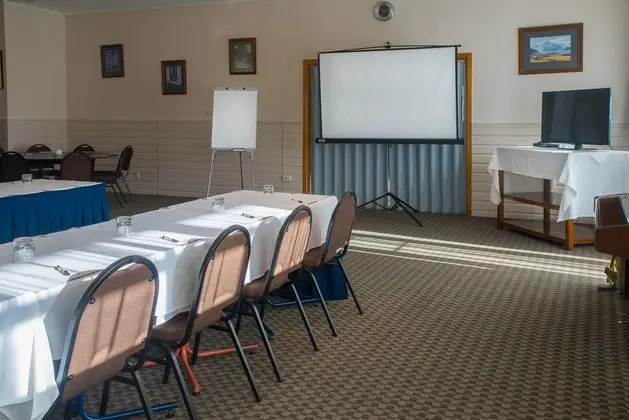 Kingsgate Hotel Te Anau - İş / Konferans