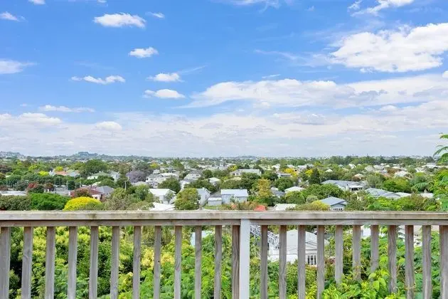 Kingsland Contemporary 2BR with Carpark
