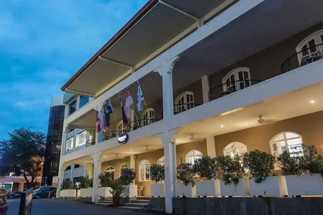 Kingsley's Hotel and Gastro Pub - Dış Mekan