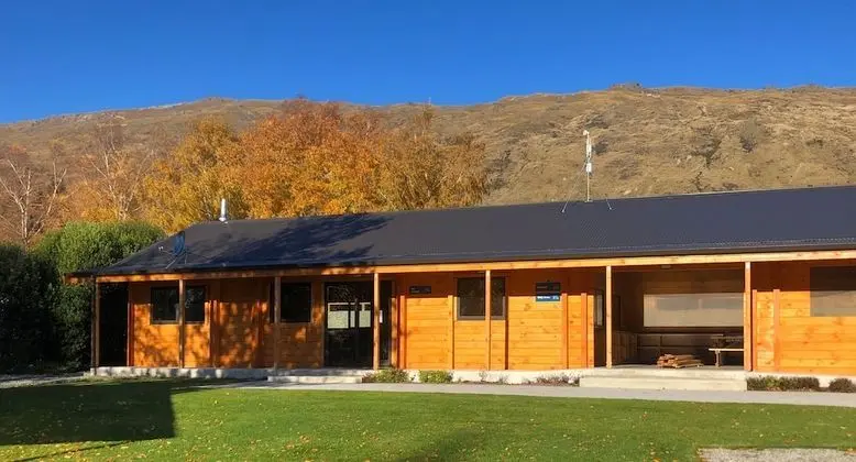 Kingston TOP 10 Holiday Park - 1