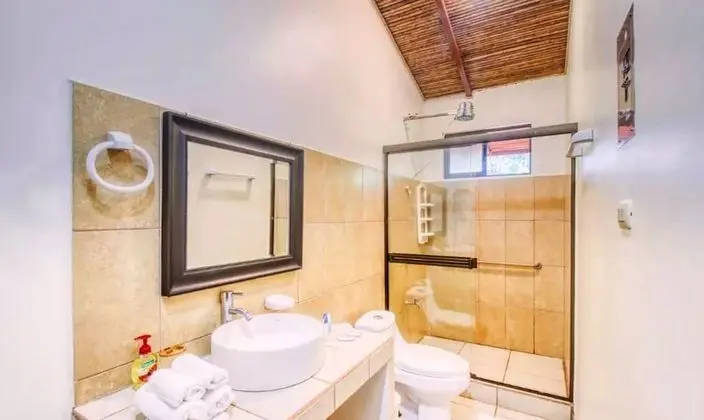 Hotel Kinkajou Ecolodge