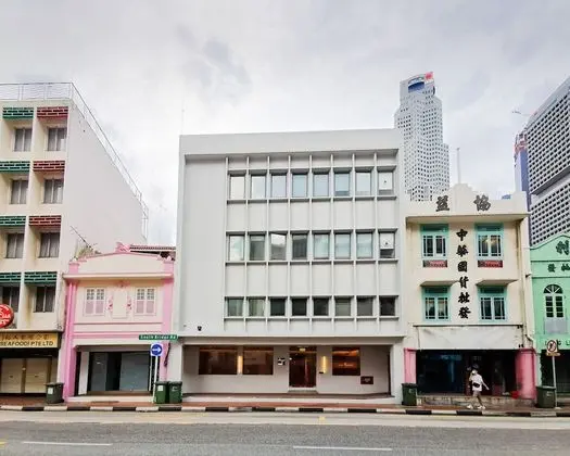 KINN Capsule Hotel (SG Clean)