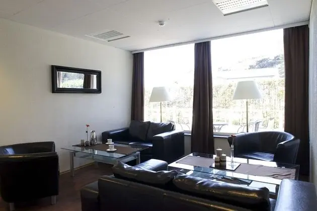 Kinn Hotell Florø - Lobi