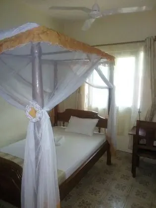 Kinondoni Diamond Hotel - Oda