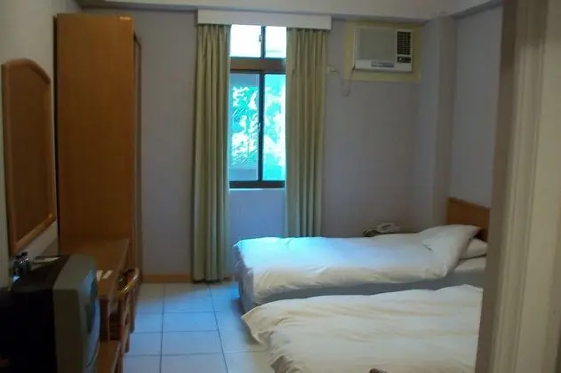 Kinsa Holiday Hotel - Oda