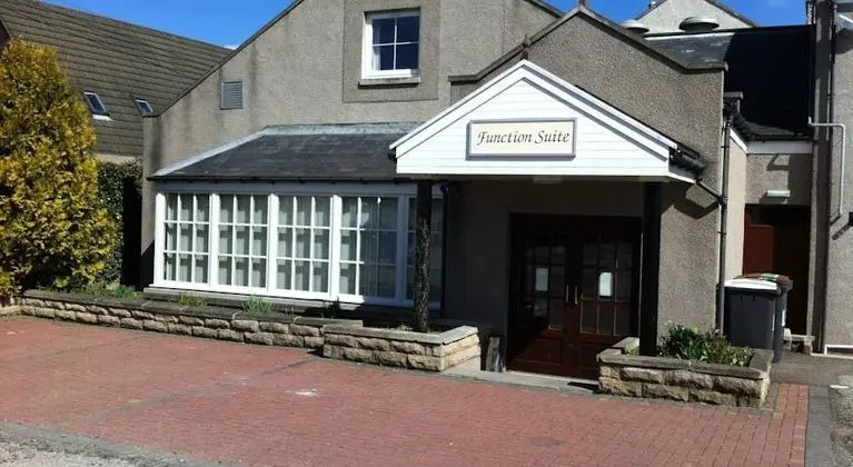 Kintore Arms Hotel
