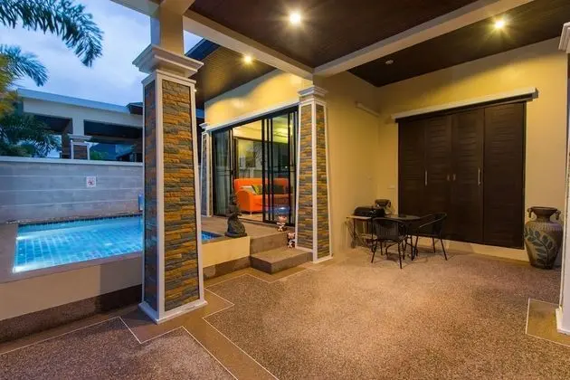 Kira Pool Villa Ao Nang - Havuz