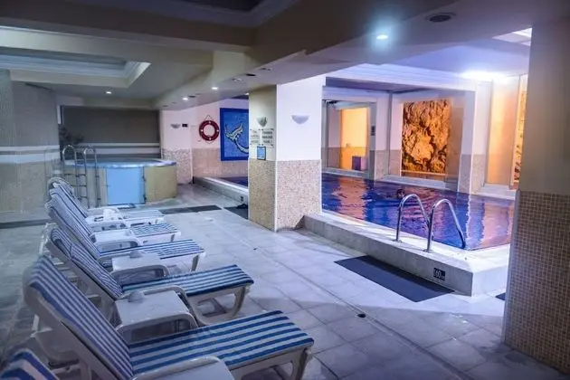 Hotel Kirci Thermal & Spa - Havuz