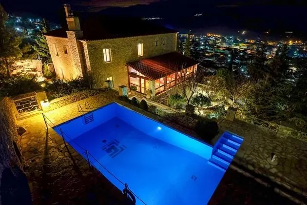 KIRIAKI GUESTHOUSE & SUITES - Havuz