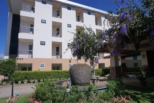 Kirimathani Hotel
