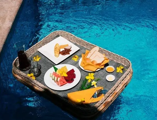 Kirirom Hillside Resort - Havuz
