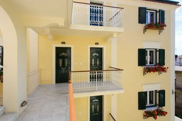 Kirki Apartments Mpenitses Corfu - Dış Mekan