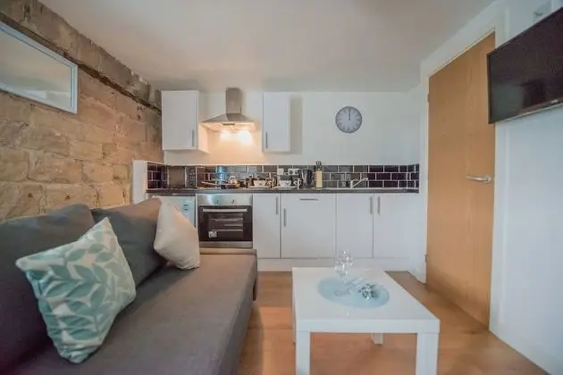 Kirkstall Bridge Apartments - 23 - Oda Düzeni