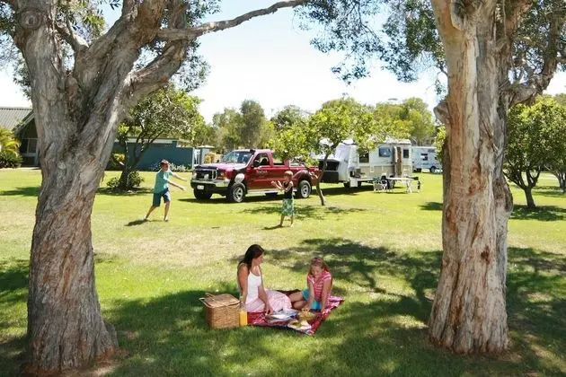 Kirra Beach Tourist Park - Dış Mekan