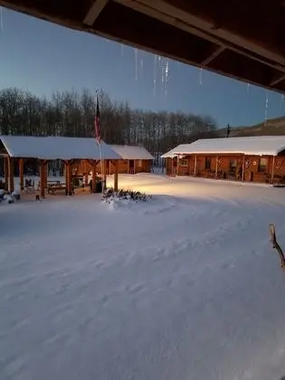 Kiser Creek Cabins