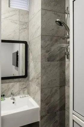 KITEZ HOTEL BUNKZ