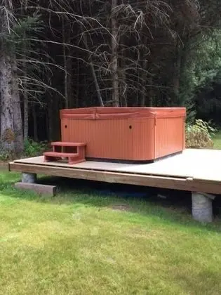 Kitimat Estuary Lodge B & B - Havuz