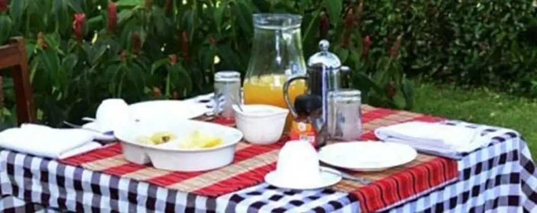 Kitojo Guest Cottages - Kahvaltı