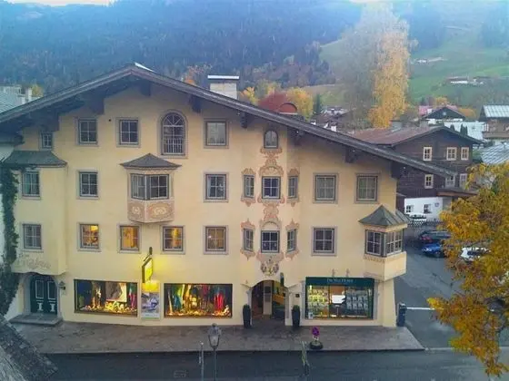 Kitzb hel Austria Best Luxury 4 Bedroom 4 Bathroom Apartment in World-renowned Ski-resort