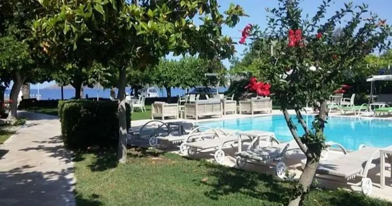 Kivanc Suites Yalıkavak - Havuz
