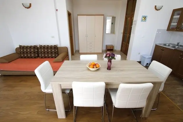 Kiwi Apartment - Oda Düzeni
