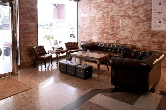 Kiwi Express Hotel MRT Wen Xin - Feng Jia Branch 1 - Lobi