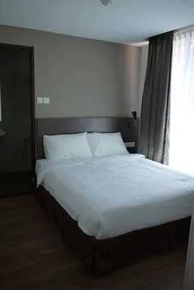 KL HOTEL