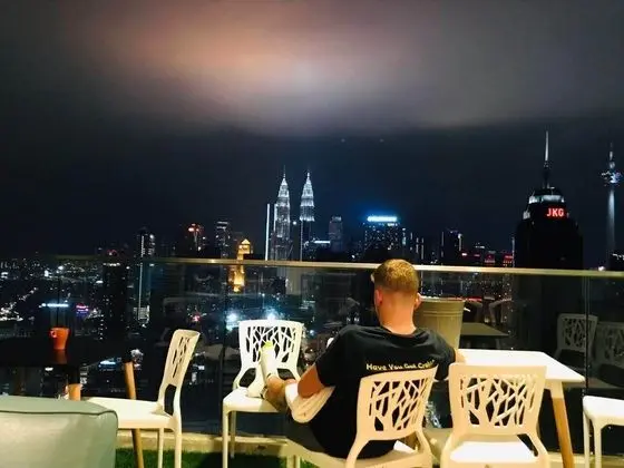 KL SKYLINE HOSTEL ROOFTOP INFINITY SKYPOOL - Dış Mekan
