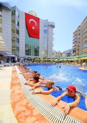 Klas More Beach Hotel - Havuz