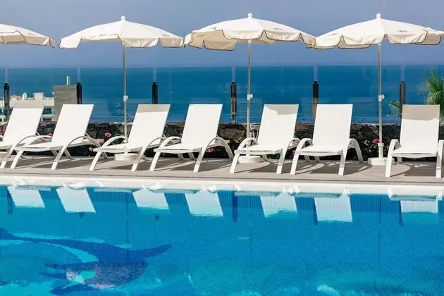 Klayman Diamond Aparthotel - Havuz