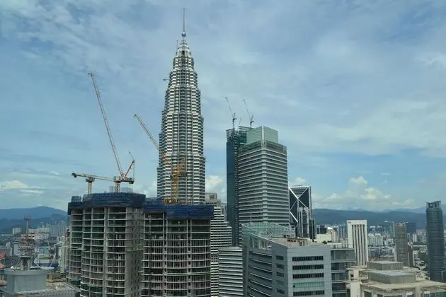 KLCC KL Tower View Luxury Suites