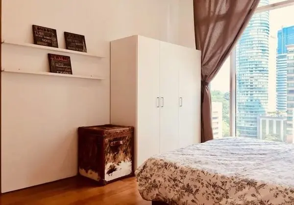 KLCC Soho Suite by SYNC - Oda