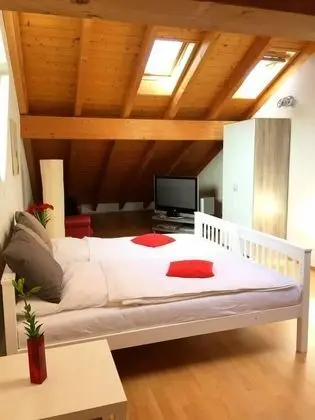 Kleine 5 - feines Wohnen auf Zeit