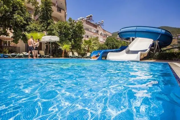Kleopatra Royal Palm Hotel - Havuz