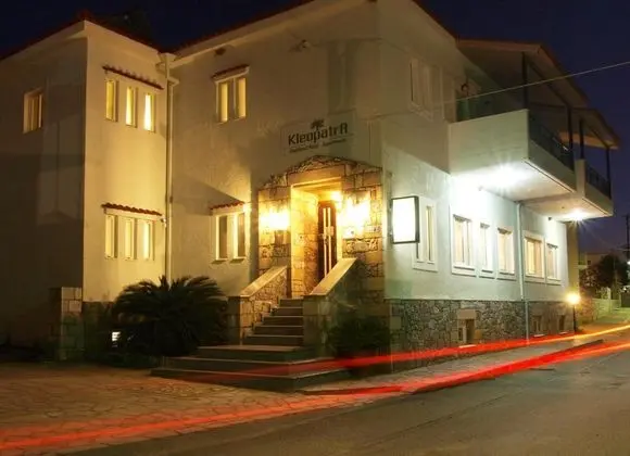 Kleopatra Traditional Hotel