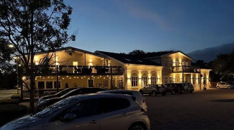 Hotel Kløver Es - Dış Mekan