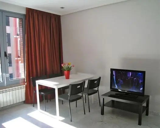 KM1 San Bernardo Apartments - Genel