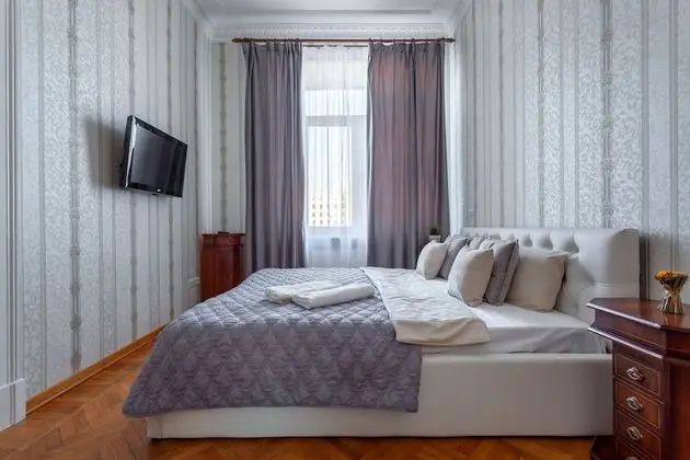 Kotelnicheskaya Royal Tower - Öne Çıkan Resim