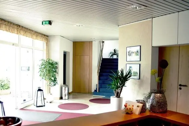 Hotel Kniestedter Hof - Lobi