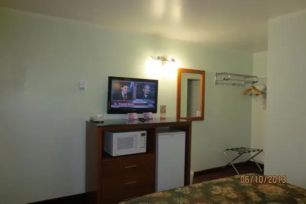 Knights Inn Arnprior - Genel