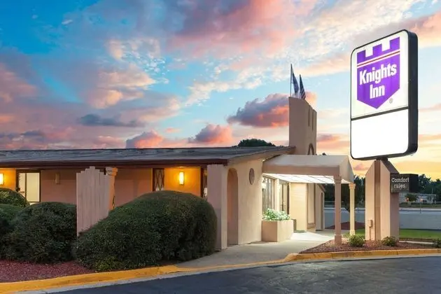 Knights Inn Atlanta East - Dış Mekan