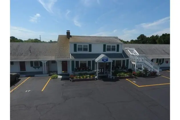 Knights Inn Centerville Cape Cod Area