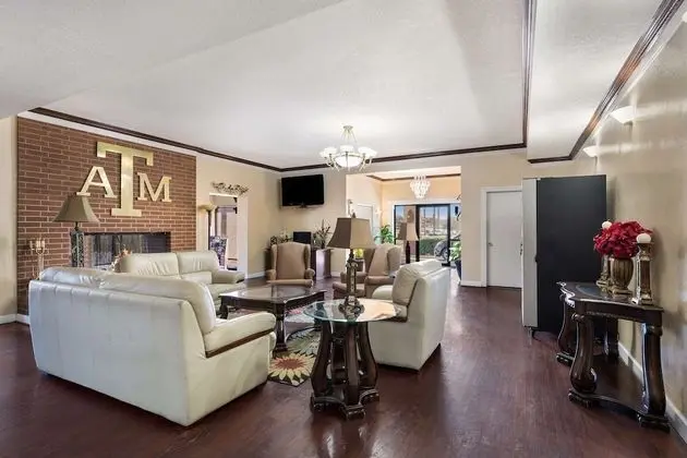 Knights Inn College Station - Lobi