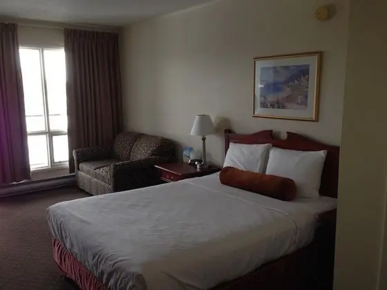 Knights Inn Lethbridge