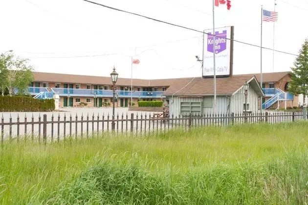 Knights Inn Lindsay